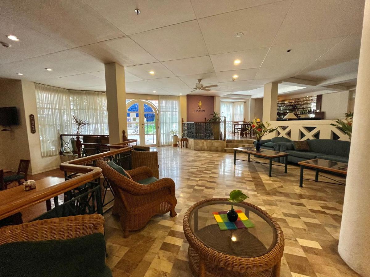 Coco Grande Hotel Dumaguete City Exteriör bild