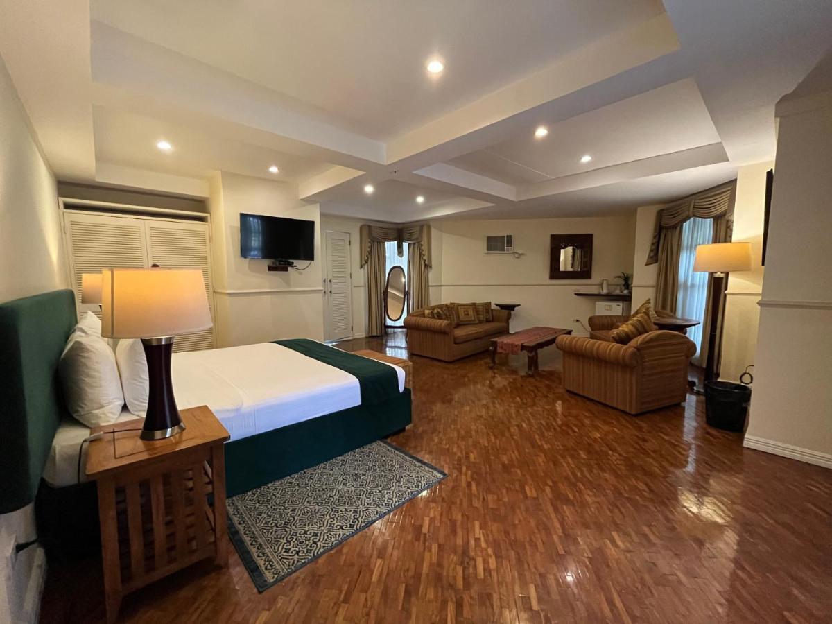 Coco Grande Hotel Dumaguete City Exteriör bild