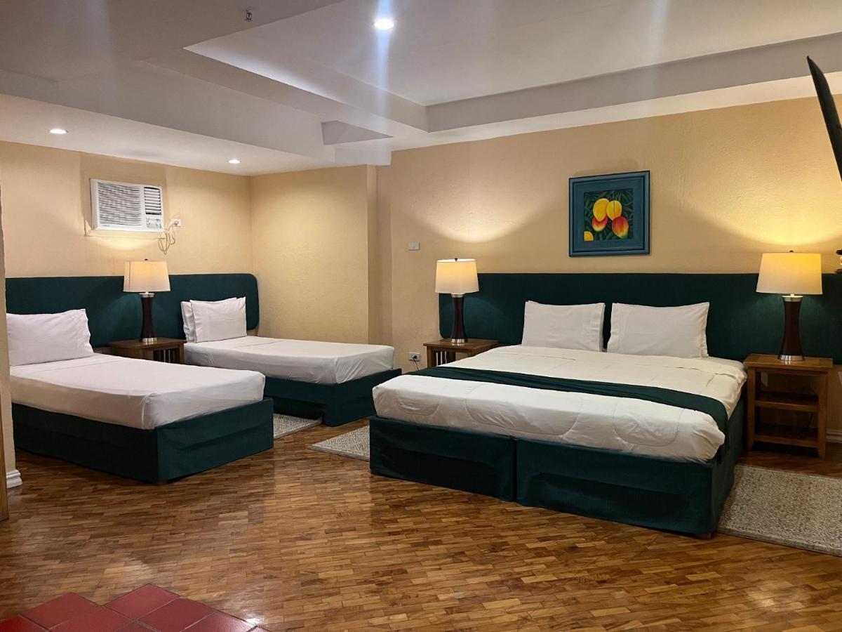 Coco Grande Hotel Dumaguete City Exteriör bild